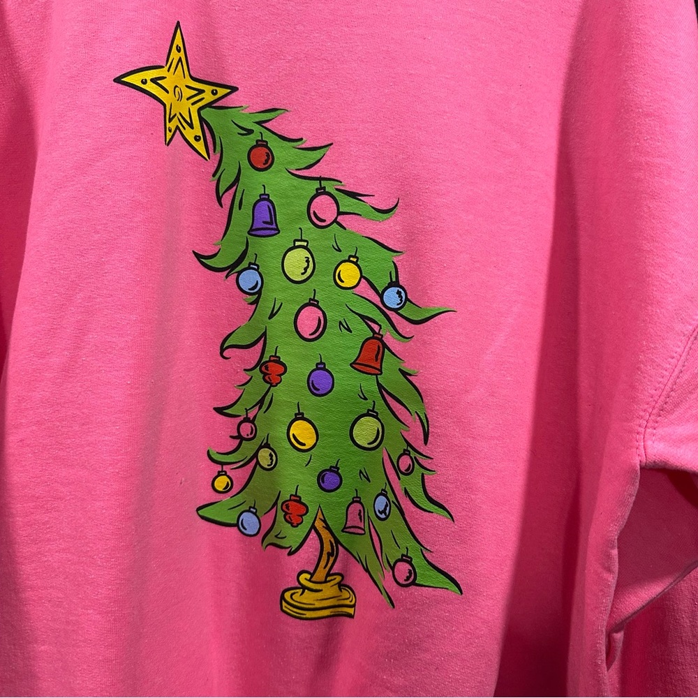 Gildan Pink Christmas Tree crewneck Sweatshirt